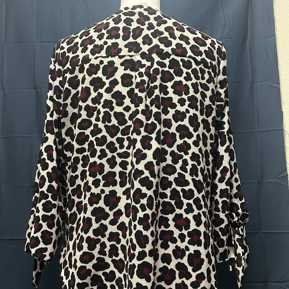 Michael Kors leopard print pullover blouse, medium